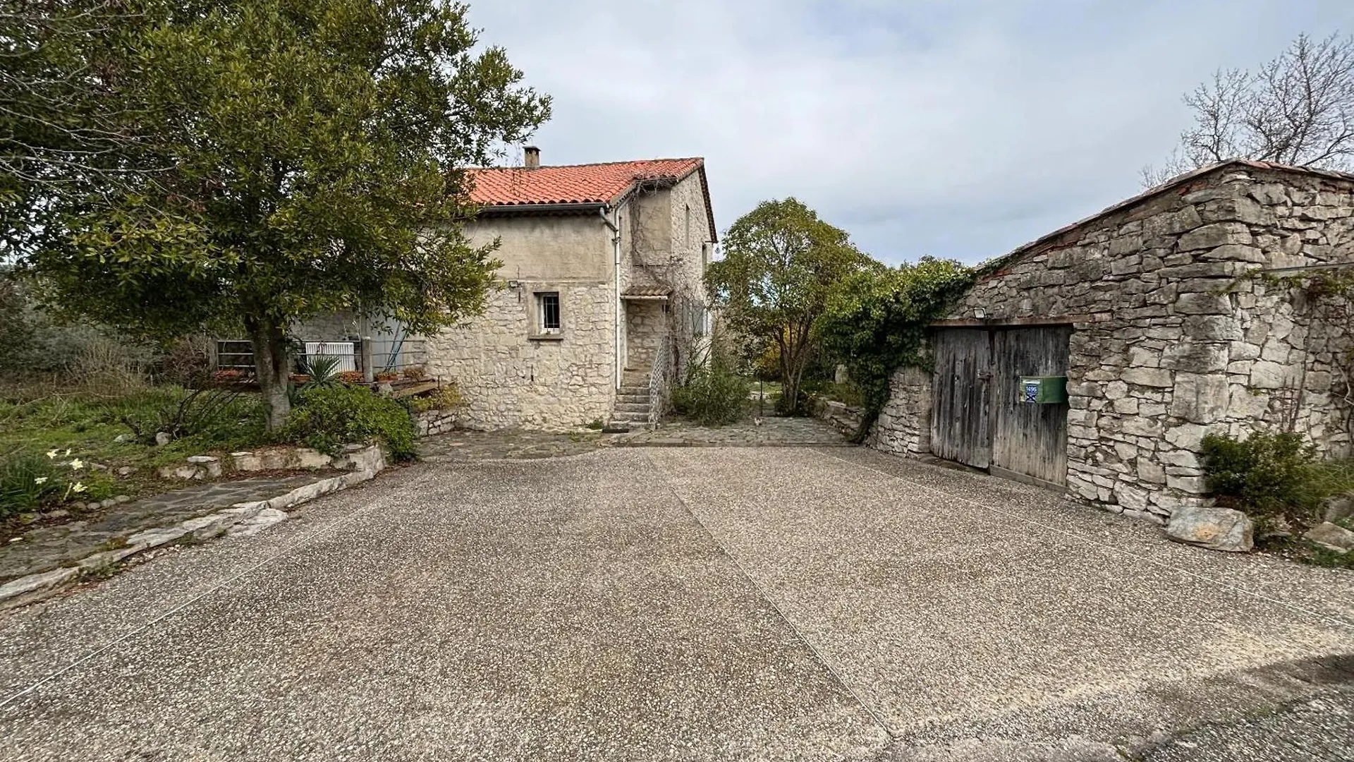 Maison Accueillante, Les Vans, Vue Sur Montagne, Grand Jardin